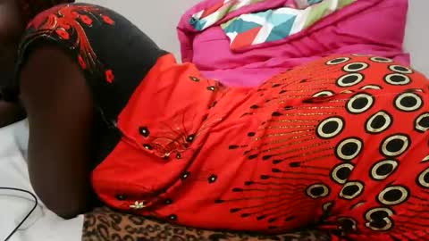 ashlery  online show from October 5, 2025, 4:11 am