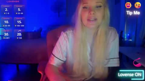 Ashley online show from January 10, 2026, 3:25 pm