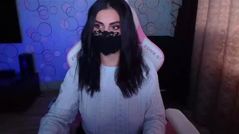   Yasmina   online show from October 19, 2025, 4:24 am