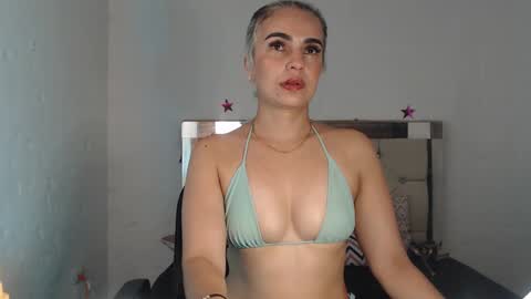 ashley__tylor online show from January 13, 2025, 7:00 am