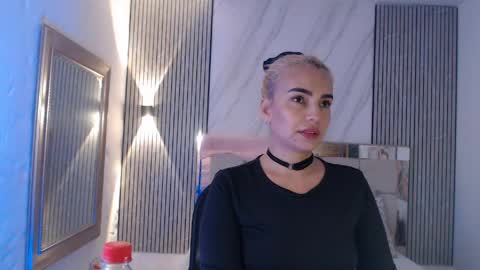 Snapshot of ashley__tylor chatting on June 6, 2026, 4:23 pm ashley__tylor online show from June 6, 2026, 4:23 pm