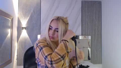 Snapshot of ashley__tylor chatting on June 8, 2026, 3:56 pm ashley__tylor online show from June 8, 2026, 3:56 pm