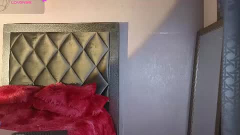 Snapshot of ashley__williamss chatting on June 26, 2026, 10:47 pm Ashley online show from June 26, 2026, 10:47 pm