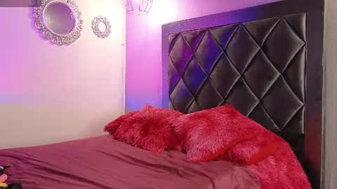 Snapshot of ashley__williamss chatting on August 4, 2026, 9:06 pm Ashley online show from August 4, 2026, 9:06 pm
