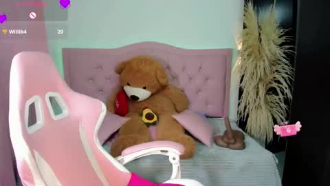 Snapshot of ashley_dolll chatting on February 17, 2026, 10:16 pm Ashley online show from February 17, 2026, 10:16 pm