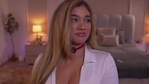  Ashley  online show from November 29, 2025, 10:46 pm