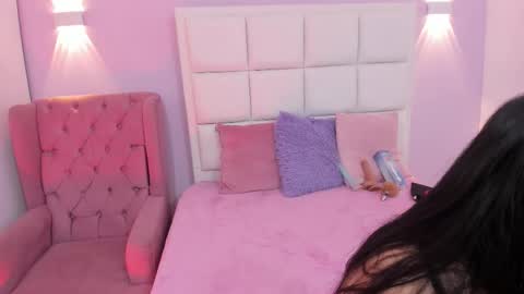 ashley_petit online show from October 9, 2025, 12:14 pm