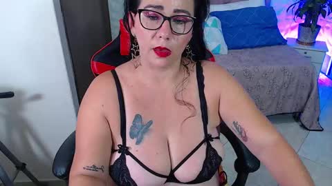  Ashley online show from February 15, 2025, 10:44 am