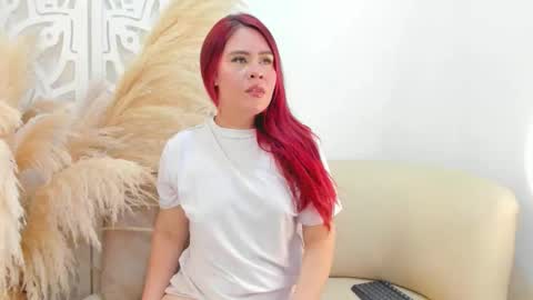 ashley_stone7 online show from December 21, 2025, 7:54 pm