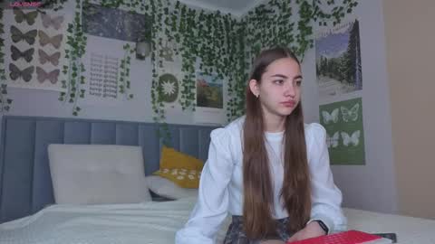 Ashle online show from September 17, 2025, 5:09 am