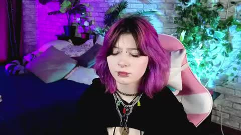 Snapshot of ashley_veil chatting on April 16, 2026, 9:26 pm Ashley online show from April 16, 2026, 9:26 pm