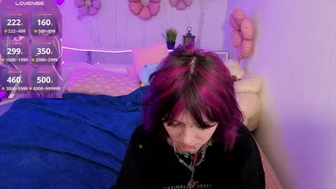 Snapshot of ashley_veil chatting on April 23, 2026, 8:44 pm Ashley online show from April 23, 2026, 8:44 pm