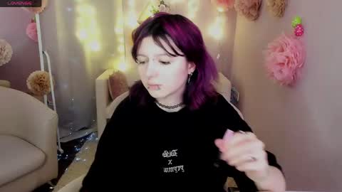 Snapshot of ashley_veil chatting on April 25, 2026, 9:01 pm Ashley online show from April 25, 2026, 9:01 pm