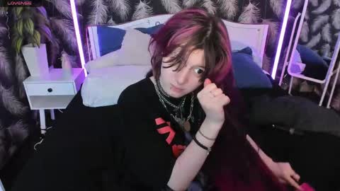 Snapshot of ashley_veil chatting on May 23, 2026, 8:46 pm Ashley online show from May 23, 2026, 8:46 pm
