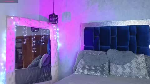 Snapshot of ashleybrend chatting on September 19, 2025, 10:32 pm CAMILA online show from September 19, 2025, 10:32 pm