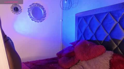 Snapshot of ashleybrend chatting on September 28, 2025, 10:53 am CAMILA online show from September 28, 2025, 10:53 am