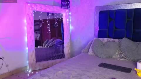 Snapshot of ashleybrend chatting on October 15, 2025, 9:26 pm CAMILA online show from October 15, 2025, 9:26 pm