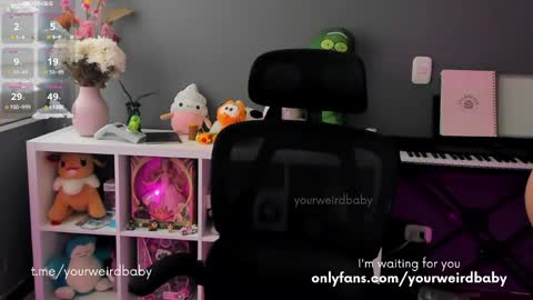 Snapshot of ashleycat9 chatting on May 1, 2026, 4:00 pm Ashlee Boox online show from May 1, 2026, 4:00 pm