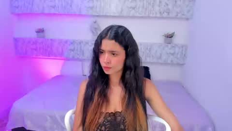 ashleycooper online show from January 15, 2025, 1:23 am