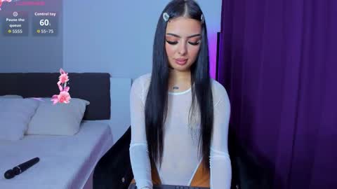 Snapshot of ashleyetthen chatting on October 7, 2025, 6:49 pm AshleyEtthen online show from October 7, 2025, 6:49 pm