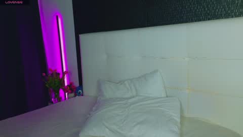 Snapshot of ashleyetthen chatting on April 18, 2026, 7:58 pm AshleyEtthen online show from April 18, 2026, 7:58 pm