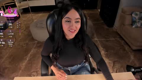 Snapshot of ashleyjhonson1 chatting on March 18, 2026, 8:12 pm Ashley Jhonson online show from March 18, 2026, 8:12 pm