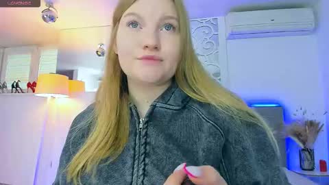 AshleyJonse online show from October 27, 2025, 6:17 am