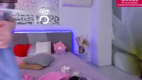 AshleyJonse online show from January 14, 2026, 6:08 am