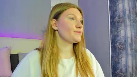 AshleyJonse online show from May 10, 2026, 5:23 am