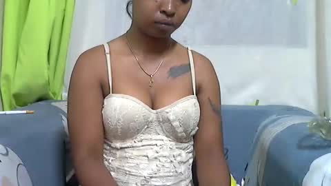 Snapshot of ashleyqueen_x chatting on October 21, 2025, 7:36 pm ashleyqueen X online show from October 21, 2025, 7:36 pm