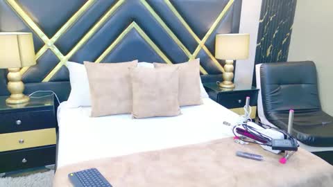 Snapshot of ashleyroberh chatting on April 17, 2026, 7:28 pm AshleyRoberh online show from April 17, 2026, 7:28 pm