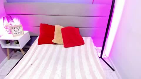 ashleyrobert_ online show from February 2, 2026, 10:41 pm