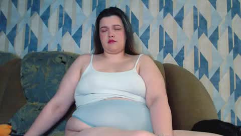 Snapshot of ashleyrosee_ chatting on October 6, 2025, 3:42 pm Anite         online show from October 6, 2025, 3:42 pm