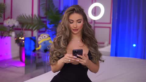 Snapshot of ashleysinnx chatting on January 15, 2025, 7:12 pm Ashley online show from January 15, 2025, 7:12 pm