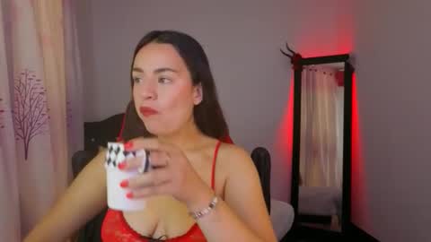 Snapshot of ashleyt1998 chatting on February 22, 2026, 1:09 pm ASHLEY online show from February 22, 2026, 1:09 pm