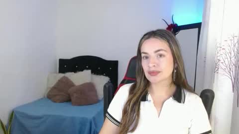 Snapshot of ashleyt1998 chatting on April 30, 2026, 3:40 pm ASHLEY online show from April 30, 2026, 3:40 pm