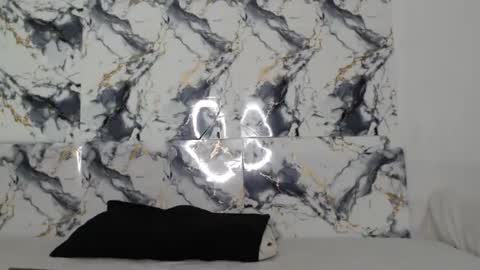 ashleyt255 online show from June 16, 2026, 4:31 pm