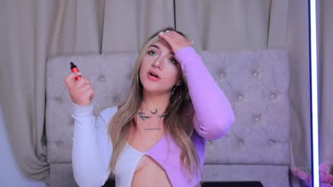 Ashley Lauren online show from December 12, 2024, 4:48 am