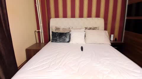 Ashley online show from October 10, 2025, 8:30 pm