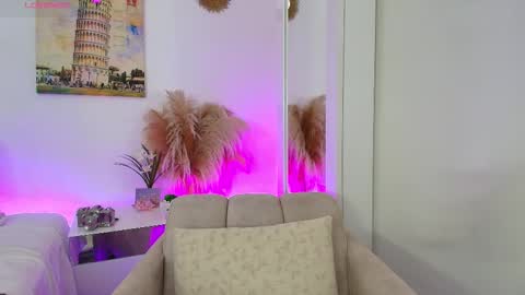 Snapshot of ashleywalkerr chatting on November 10, 2025, 1:04 am ashleywalkerr online show from November 10, 2025, 1:04 am