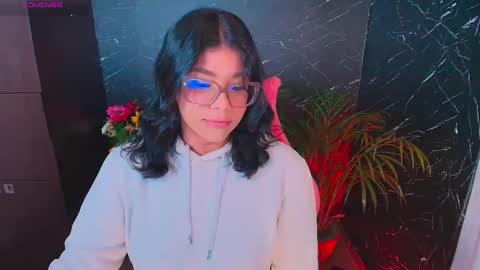 Snapshot of ashleyy18__ chatting on October 25, 2025, 2:08 am Ashleyy18   online show from October 25, 2025, 2:08 am