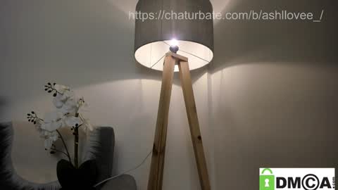 ashllovee online show from February 26, 2025, 11:20 am