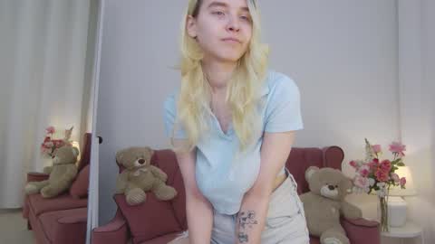 Snapshot of ashly_cherry chatting on October 10, 2025, 11:09 am ashly_cherry online show from October 10, 2025, 11:09 am