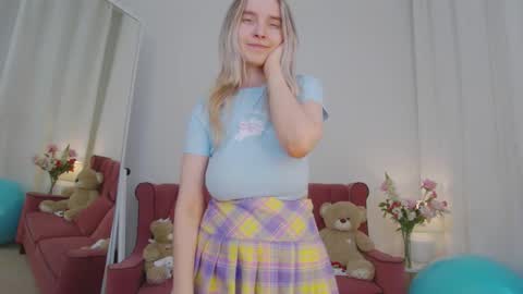 ashly_cherry online show from March 10, 2026, 11:15 am