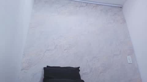 Ashly online show from November 20, 2025, 11:54 am