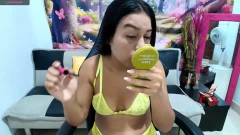 Snapshot of ashly_sexylatina18 chatting on October 1, 2025, 6:36 pm ashly online show from October 1, 2025, 6:36 pm