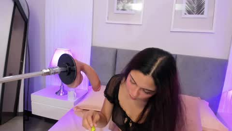 Ashlye online show from April 11, 2026, 8:02 pm
