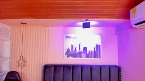 Snapshot of ashlye_miller_ chatting on December 20, 2024, 10:38 am ashlye_miller_ online show from December 20, 2024, 10:38 am
