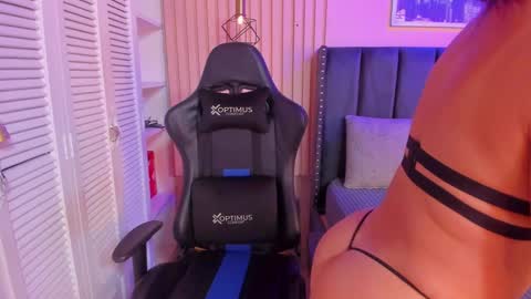Snapshot of ashlye_miller_ chatting on January 14, 2025, 4:04 am ashlye_miller_ online show from January 14, 2025, 4:04 am