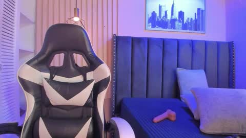 Snapshot of ashlye_miller_ chatting on March 28, 2026, 4:23 am ashlye_miller_ online show from March 28, 2026, 4:23 am